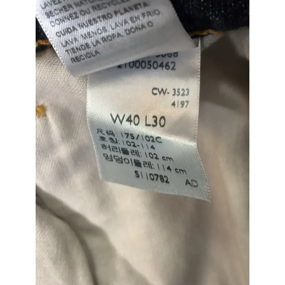 Signature Levi’s Boot Cut 40/30